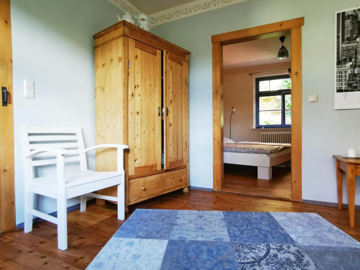 Charmantes Apartment Siebenschlaefer - Ferienwohnung Cafe 7 Weida Luaran gambar