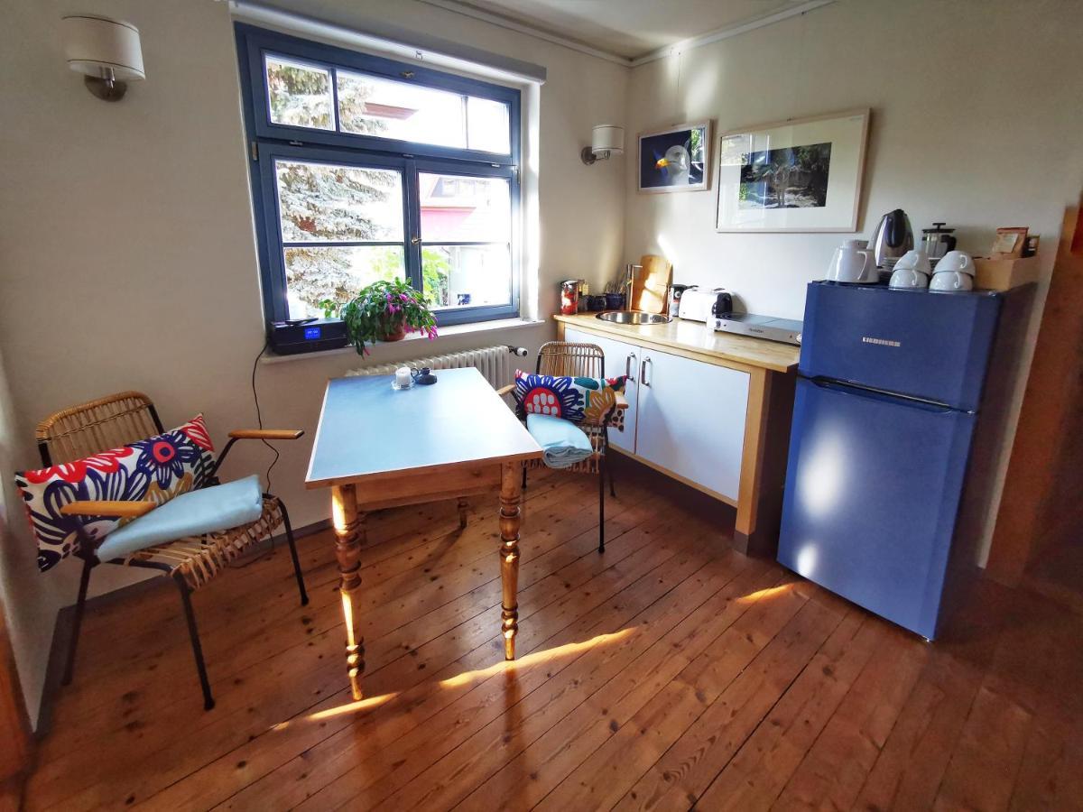 Charmantes Apartment Siebenschlaefer - Ferienwohnung Cafe 7 Weida Luaran gambar